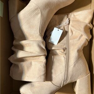 Elegant Beige Suede Women's Boots